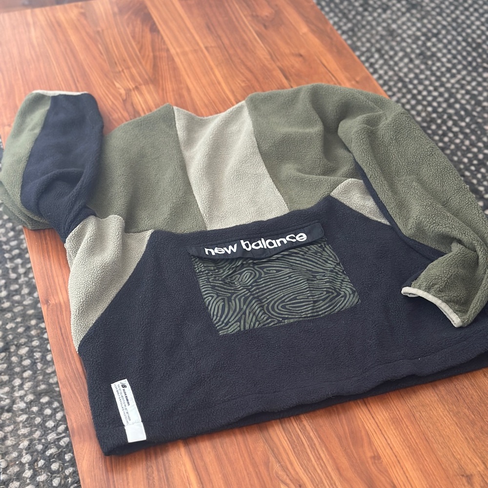 New Balance Green and Black Zip Up Sweater